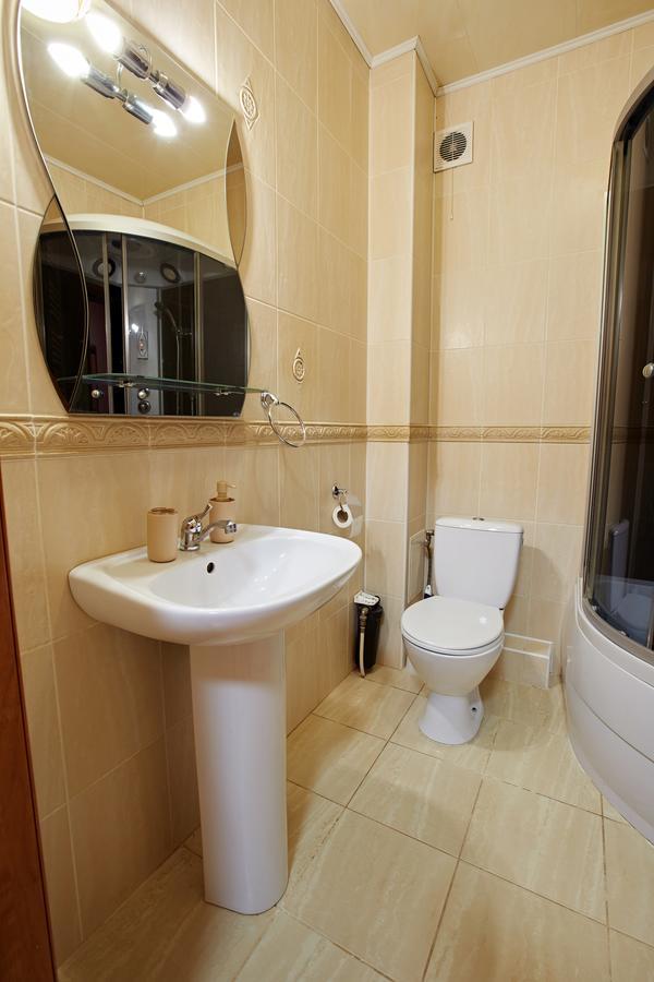 Babylon Apartmens On Zhukova Apartment Rivne Room photo
